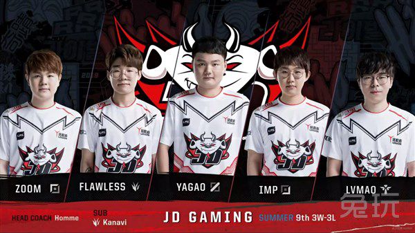 他的出现成 他的出现成